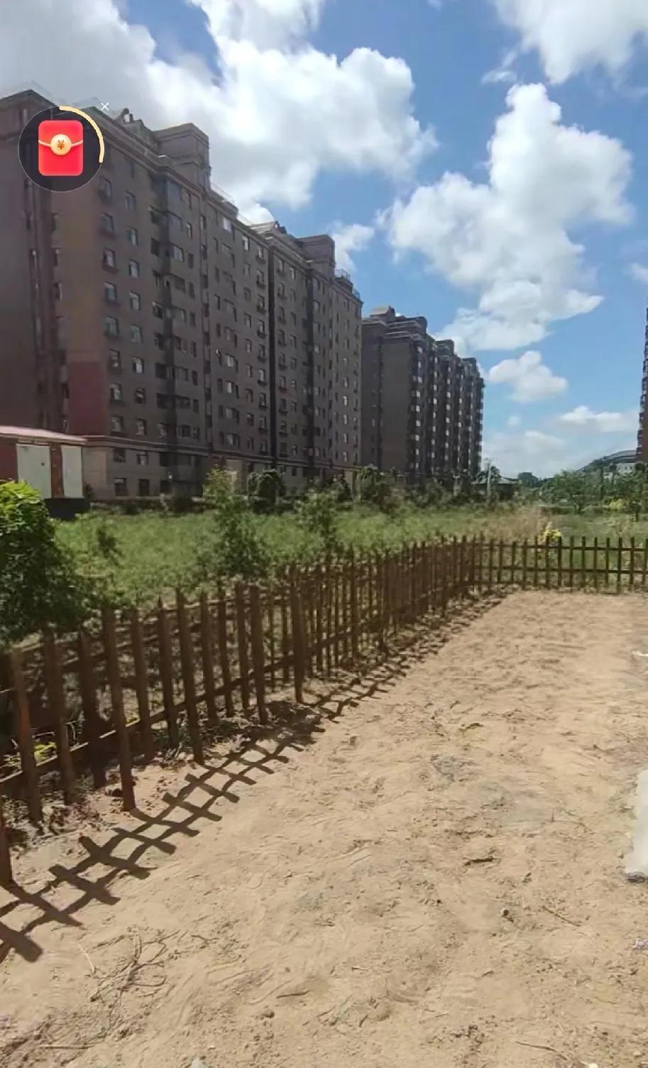 都说现在的房子卖不出去，过几天还得掉价，为什么去售楼处询问，却发现情况截然不同。