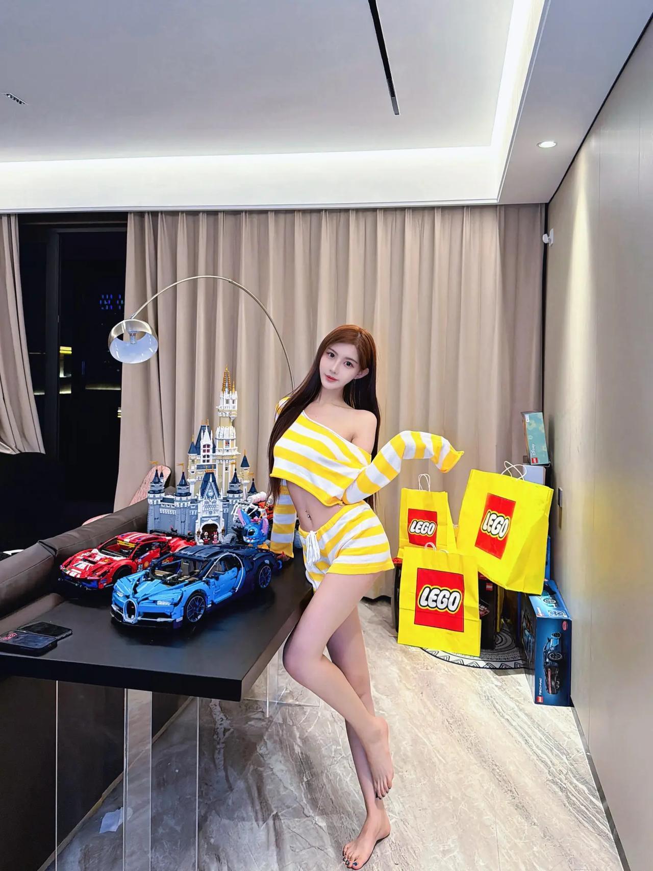 💮平安喜樂萬事勝意。性感可爱清纯甜美sexygirl长腿女神