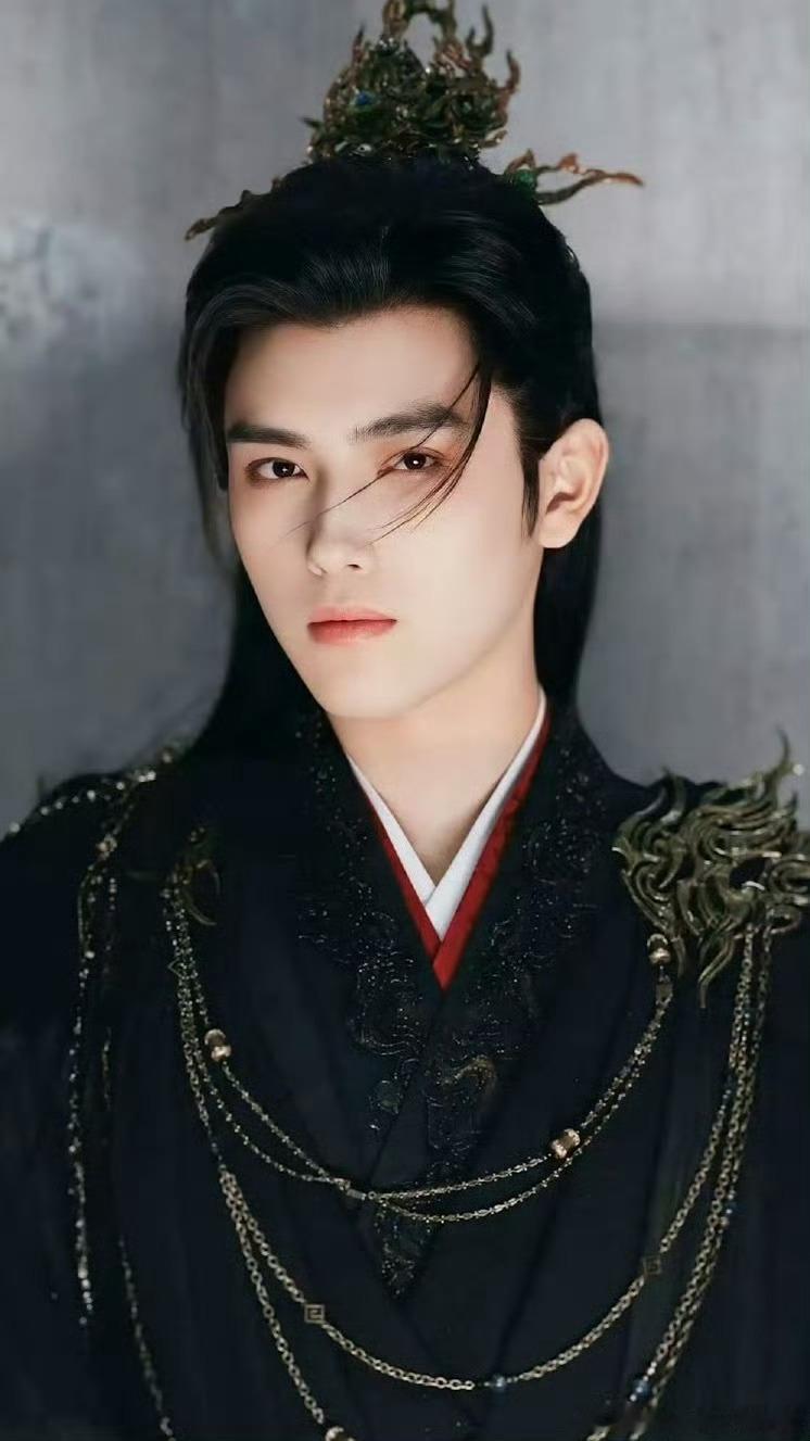 🍉《万花世界》鞠婧祎、陈飞宇6.1开机