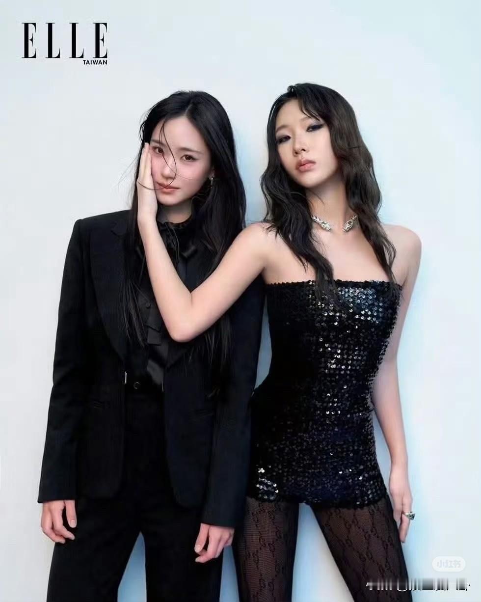 小S两个女儿上杂志封面颇有当年大小S的风范你觉得两个人谁更有明星范？小S