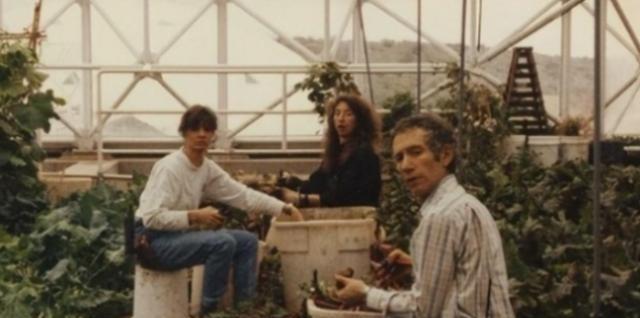 1991年,美国特意做了一个轰动全球的实验,把4男4女关在一起两年,再次打开房门