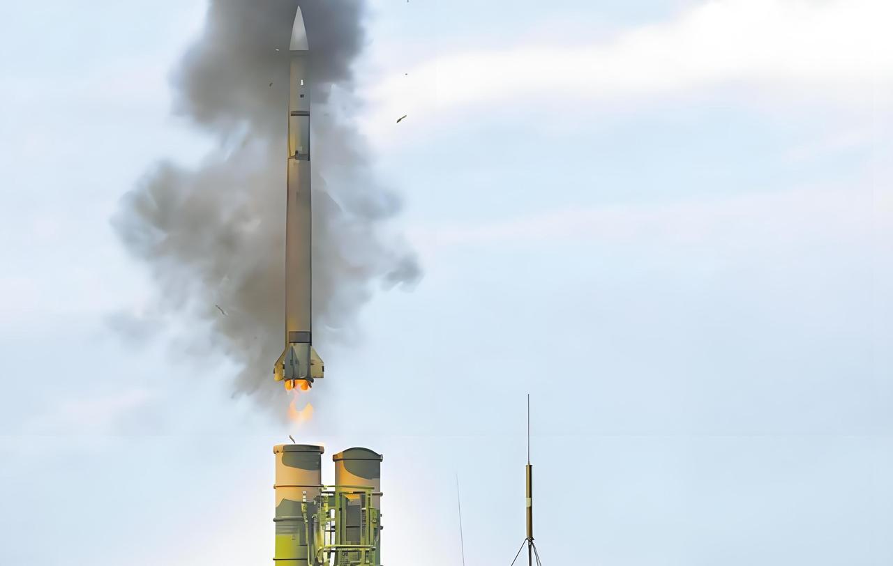 伊朗军舰遭美潜艇击沉后，印度媒体又坐不住了：中国武器实战不行，就是吹得厉害！ 