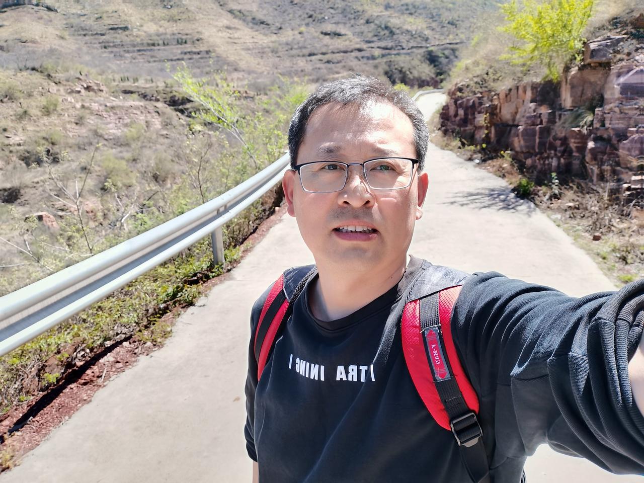 戒烟的狠人，是极致的清醒，百里挑一1、首先，一般人做不到。能下狠心折腾自己，