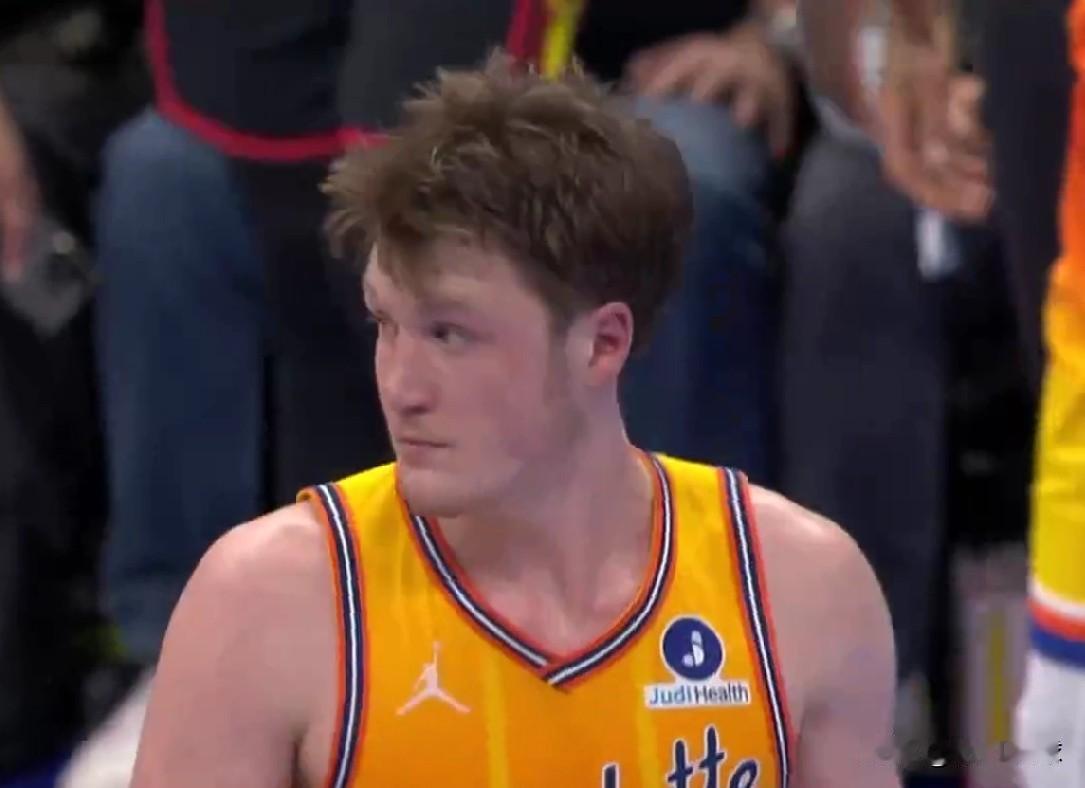 最佳新秀二选一！！！有一说一，弗拉格&克努佩尔两人今天场上的表现不分伯仲！！！