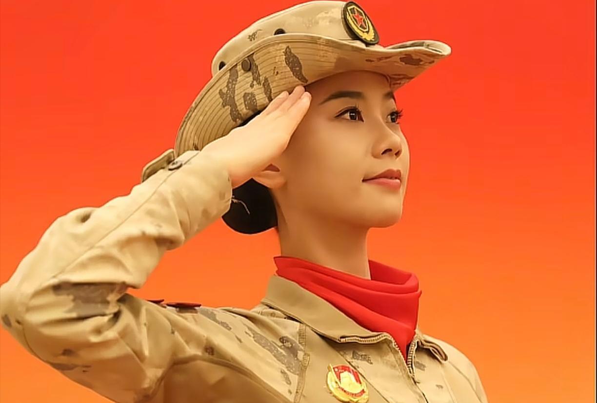 果然，优秀的人去到哪里都是优秀的！女民兵李思颖才刚回家就有了新的身份。她去河北