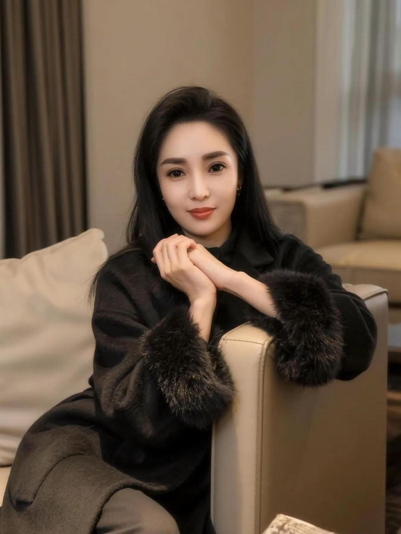 路漫漫其修远兮，吾将上下而求索——屈原《离骚》