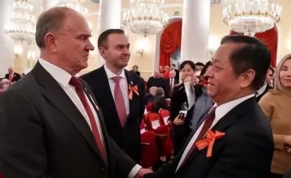 久加诺夫当年一句狠话，很多人听完只当笑话：1991年苏联解体，真正的祸根不是戈尔