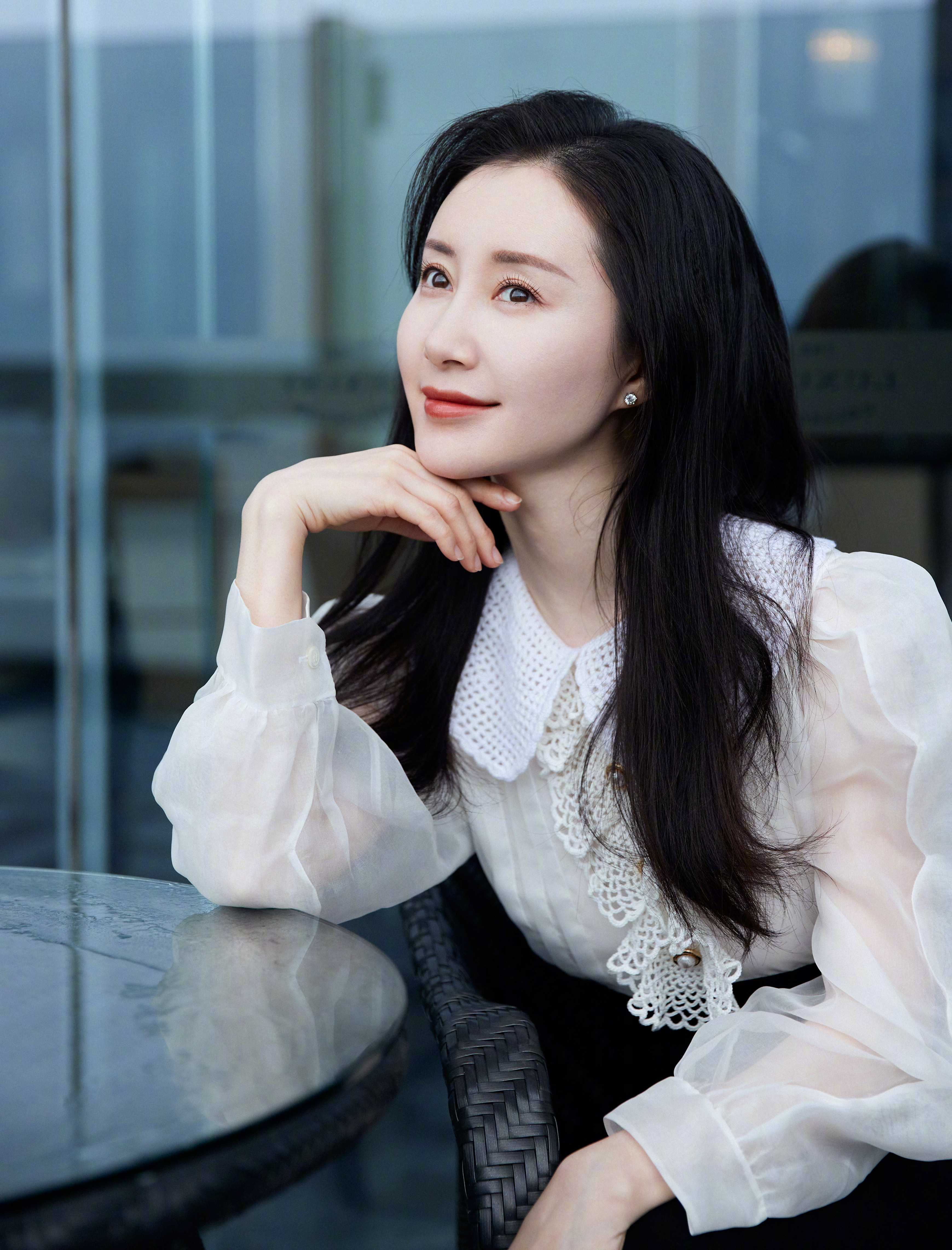 #舒畅38岁的状态#舒畅的脸好显小​