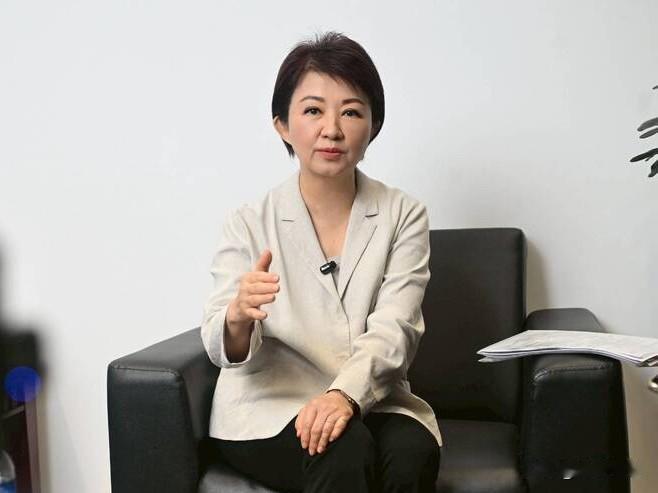 最新民调：卢秀燕满意度53.9%、36.5%不满意“新台湾智库”今天（17日