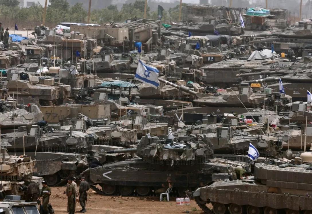 半岛电视台消息，以色列宣布，将紧急征召10万名预备役部队。当地时间1日，以色