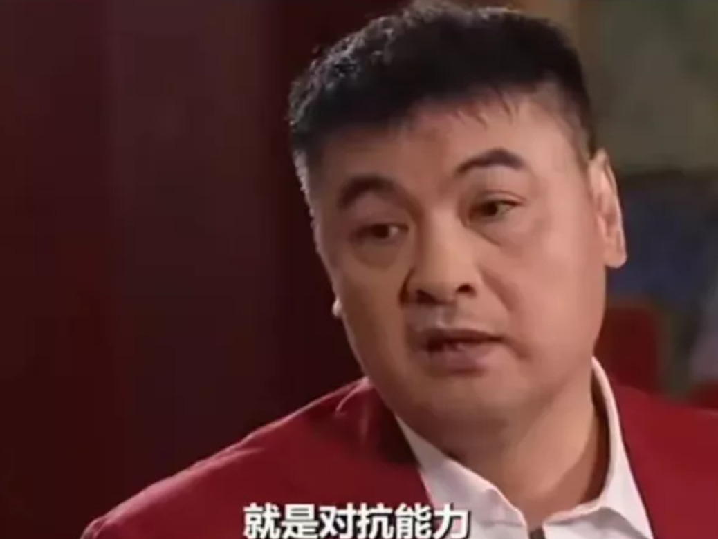 刘玉栋一句“郭士强把国家队当连队带”直接刷屏老战神难得开口，没夸战术，倒是说郭