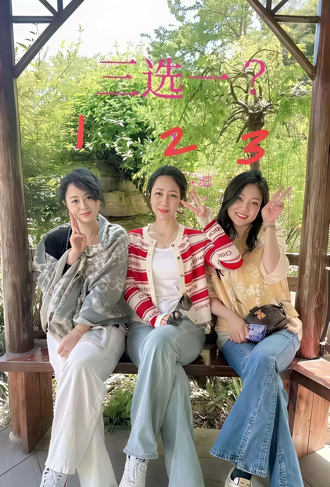 肯定选1号！她五官端庄大气，长得特别漂亮，身材高挑还肤白貌美，妥妥的大美女。2号