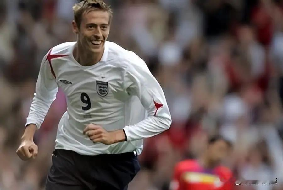 “U17国少赵松源，简直是中国版的克劳奇（利物浦名宿）”克劳奇：身高201㎝，