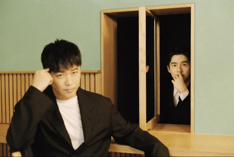 刘昊然找到了被陈思诚爱的证据陈思诚对刘昊然的感情，不需要发微博、不需要同框、不