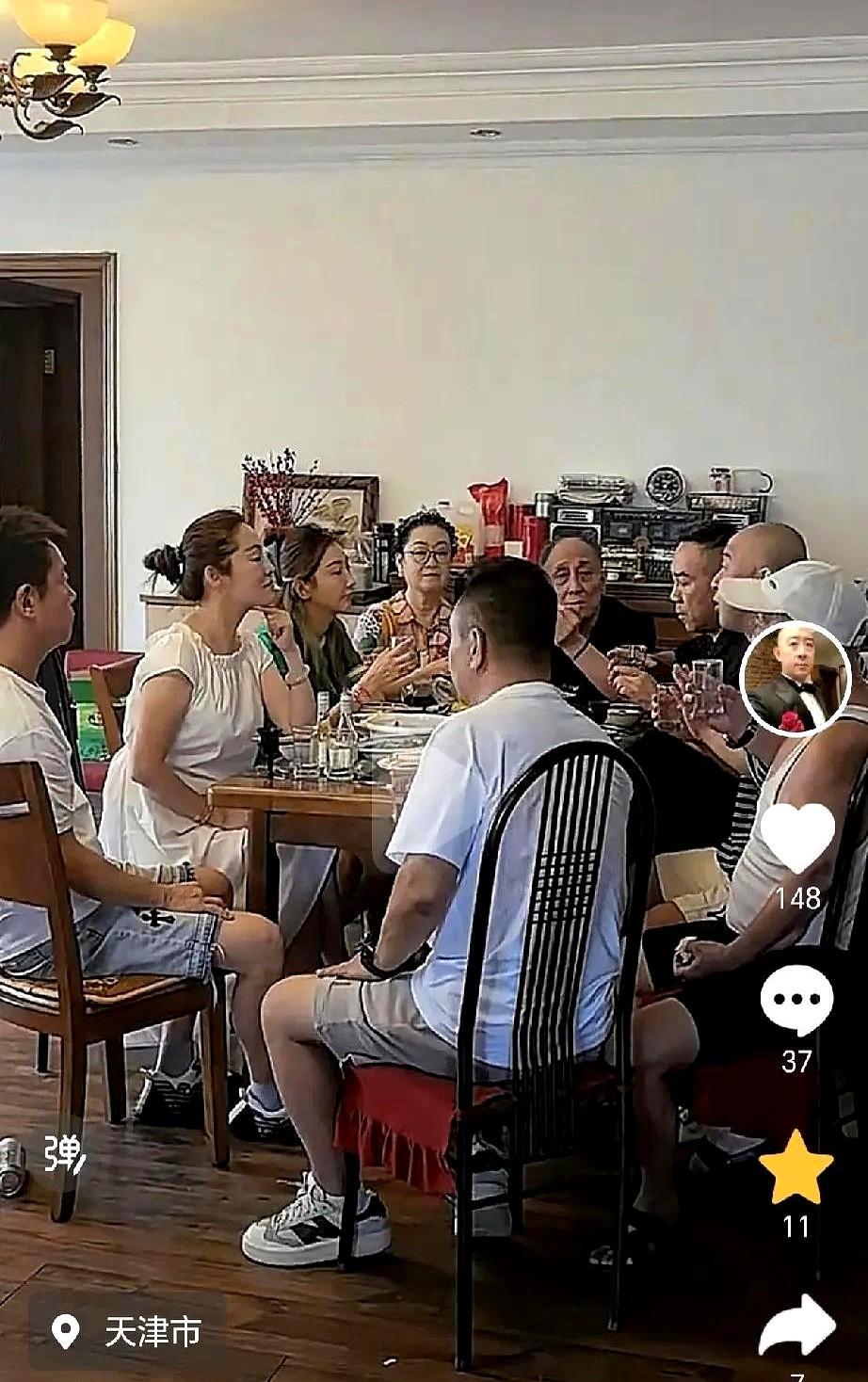 7月15号，电视剧《杨光的快乐生活》众多演员去家里看望“曹大壮”，他的经典台词：