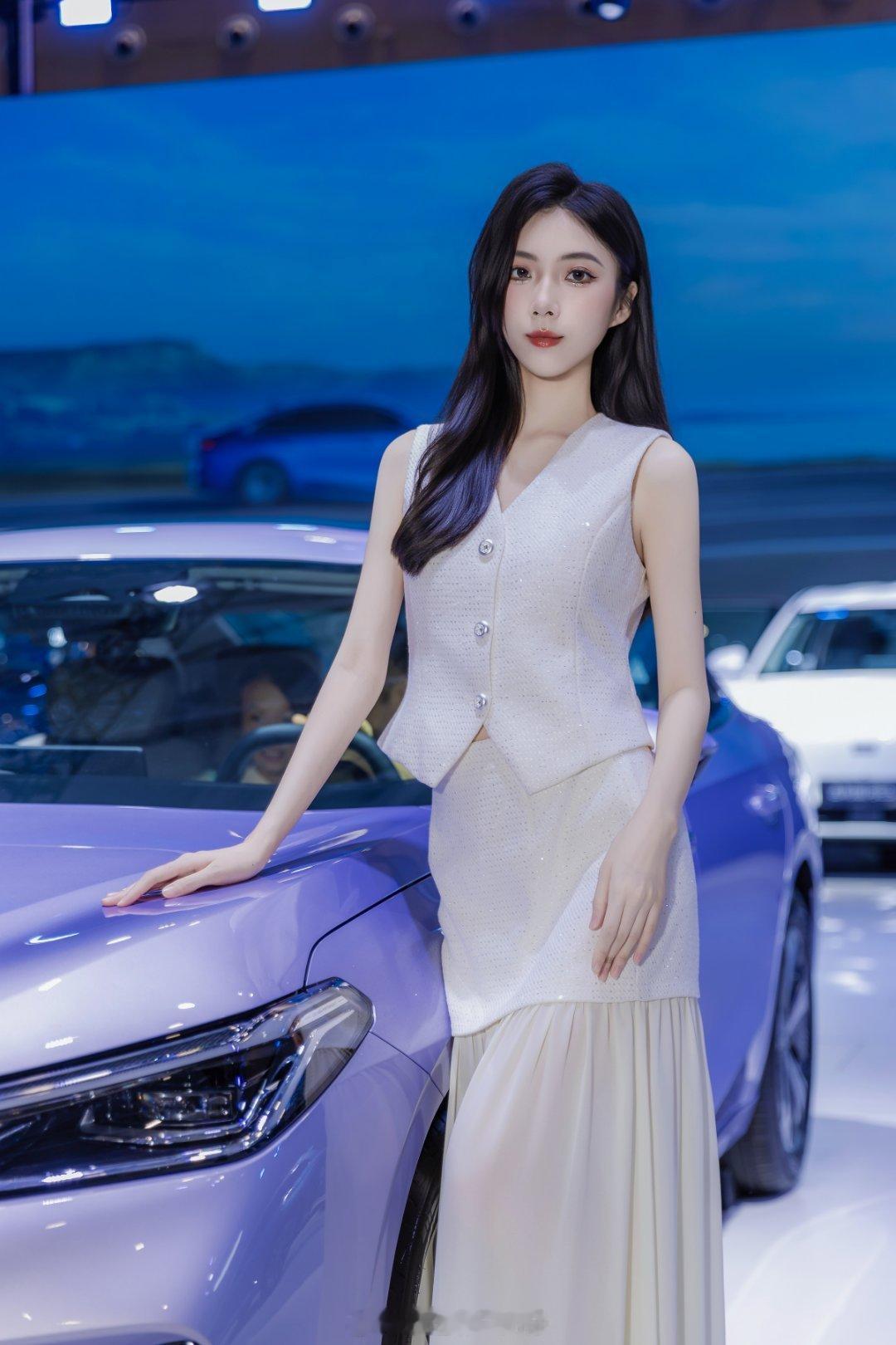广州约拍宅男女神广州车展佛山车展北京车展美女如云车模人像写真抄送