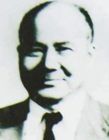 1949年，流落澳门的中共一大代表包惠僧，得知新中国成立后百感交集。主动写信请求