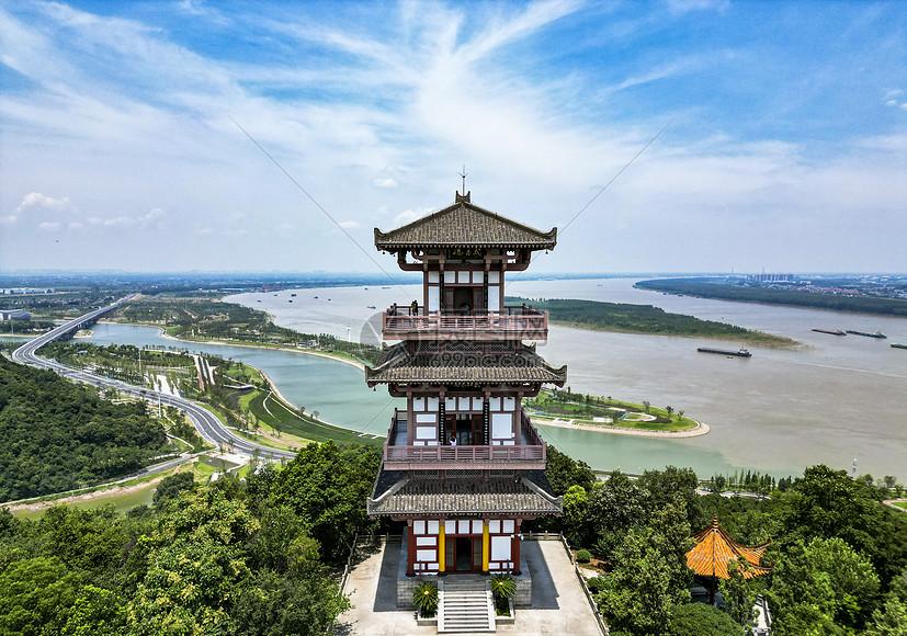 鄂州靠近武汉,除了交通便利,它自身有什么独特的地方呢?众所周知,鄂州因其与武汉