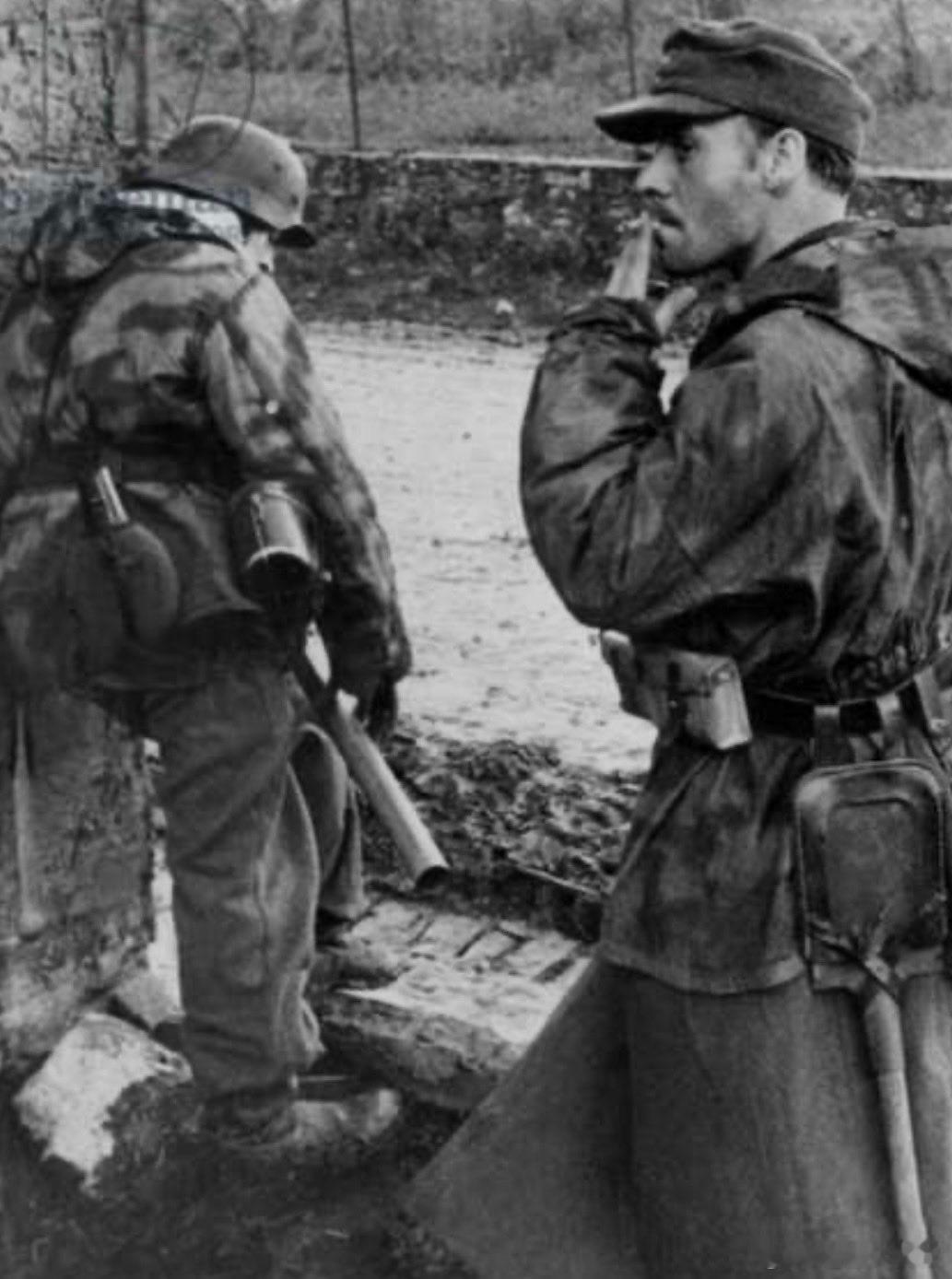 德军日记1942年12月26日我们得到消息：曼施坦因的援军受阻，现已开始撤退。第