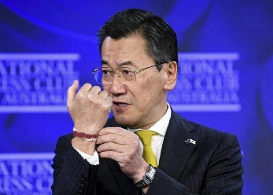 日本前大使口出狂言，引发热议日本前驻澳大利亚大使山上信吾，近日在澳大利亚接