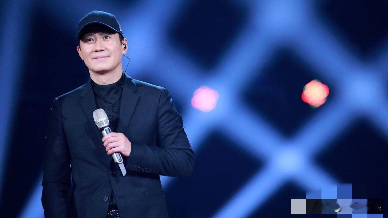 黎明，仍需努力！今年过后，黎明大概率不会再开演唱会了，11月南京，12月宁波