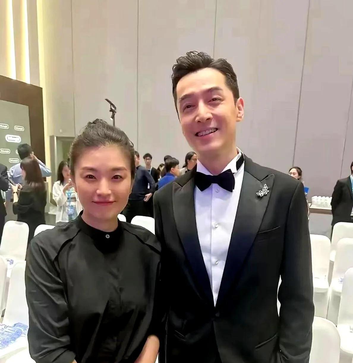胡歌与前任分手娶经纪人黄曦宁，网友：人生最聪明决定！当年拍《琅琊榜》雪地戏，黄