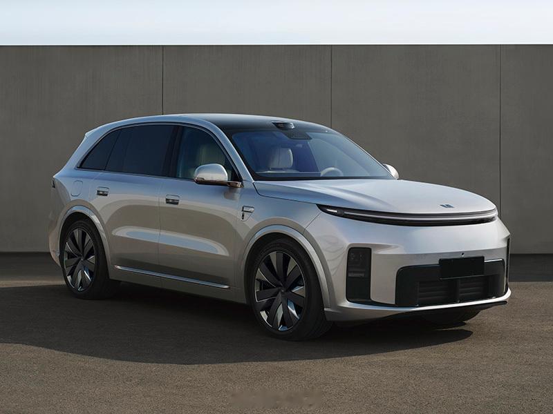 理想L8Livis申报图理想L8Livis申报图，核心信息总结：六座变大五