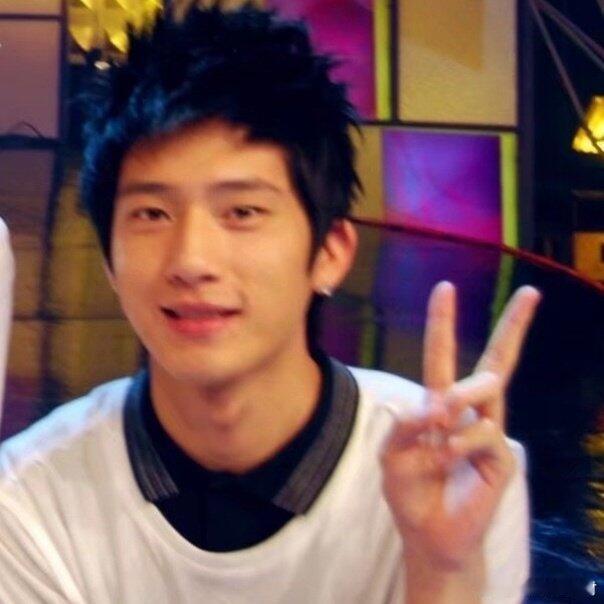 考古早期井柏然