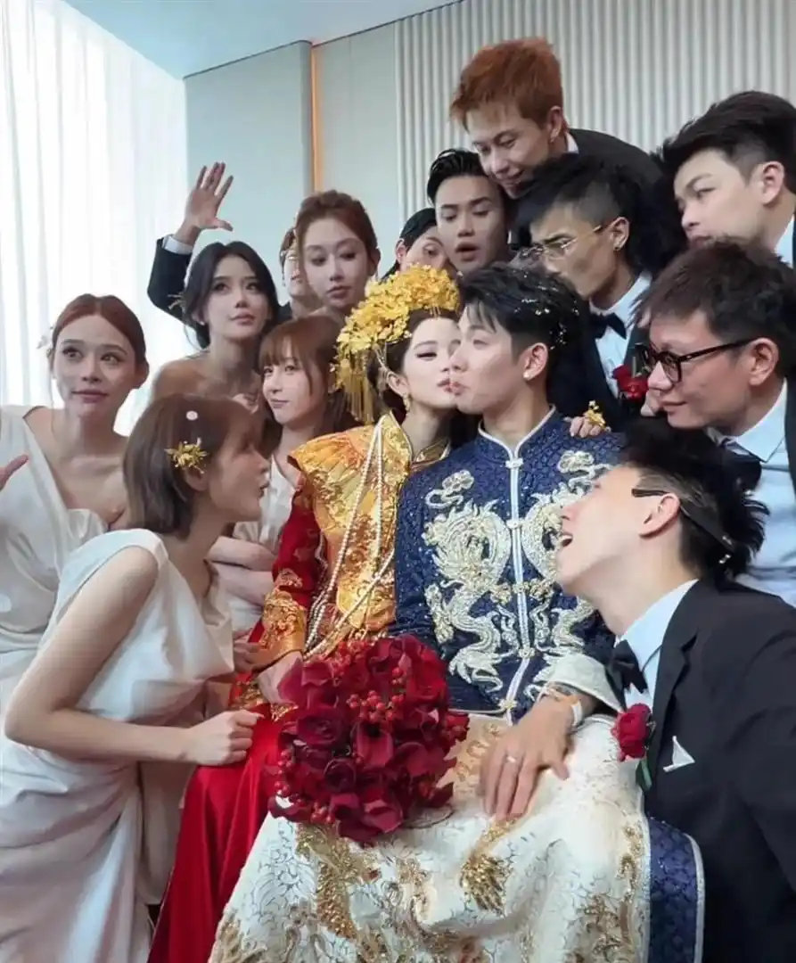 网红梅尼耶黄婉均婚礼现场曝光！张百乔到场道贺，痞幼卓仕琳热舞助兴​
