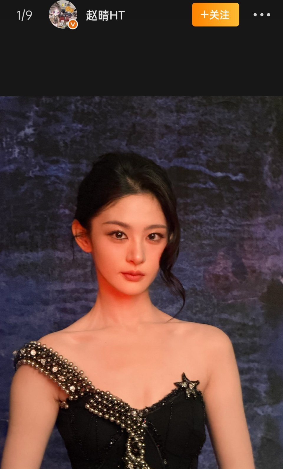 我觉得没有小白花的亲切感了