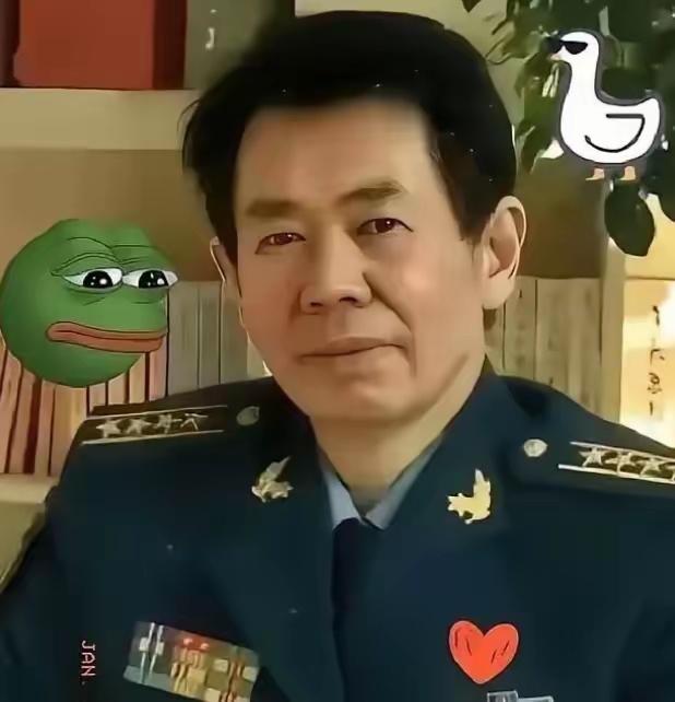 戴旭说：现在网络上常常吹嘘我军装备如何厉害，如何厉害，但实际上对手并不怕这些宣传