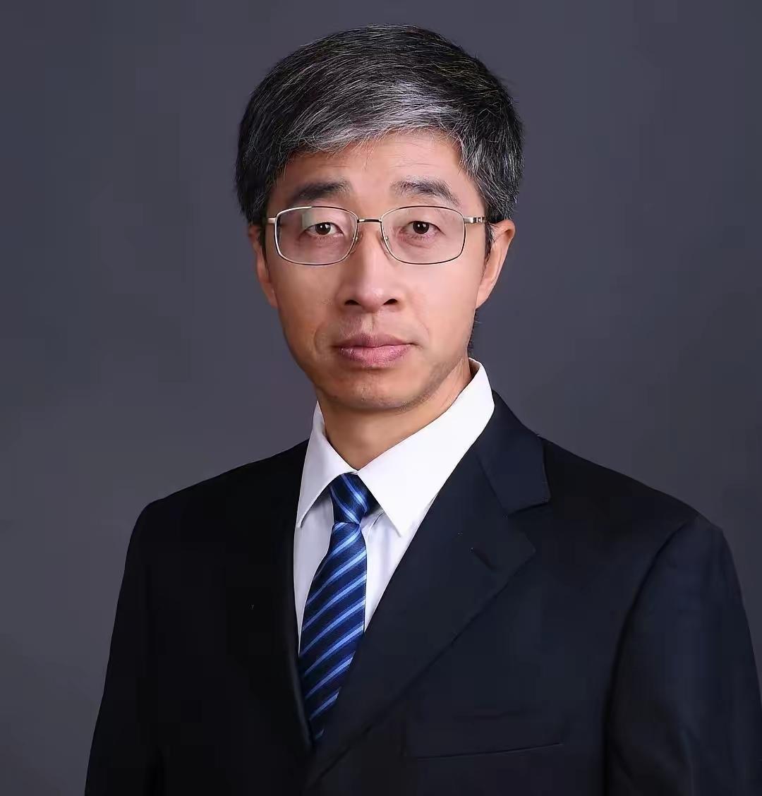 北师大副教授陈志新备课五六年，却未能被教务处排上课，但他又不想浪费了这门辛苦准备