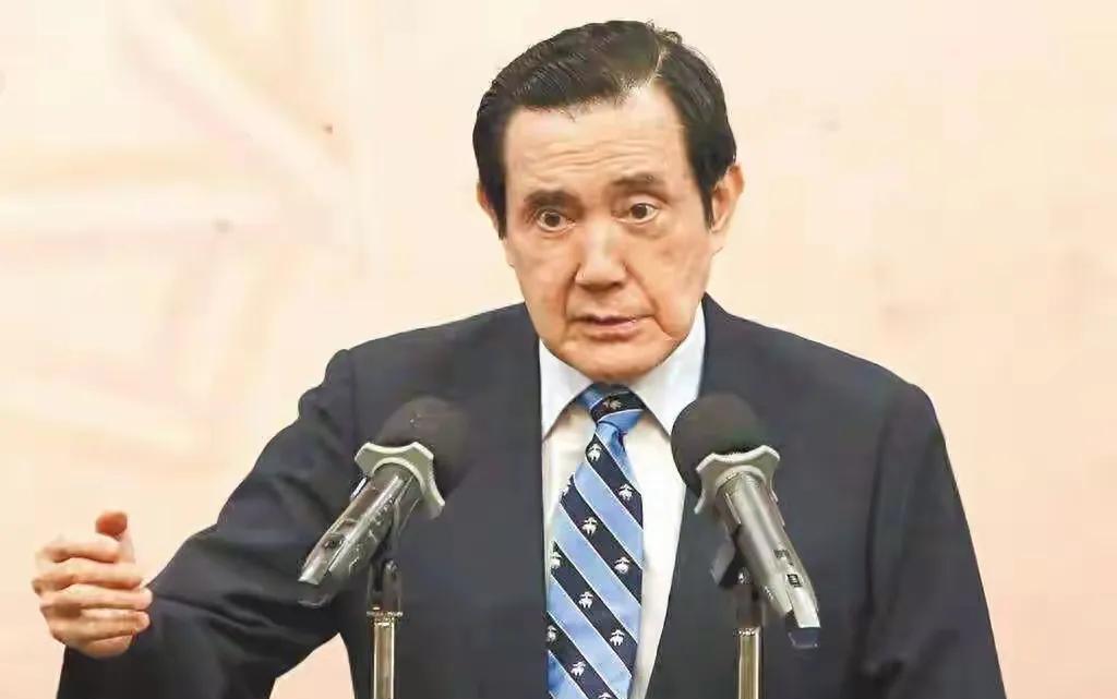 马英九终于也撕下了“和平使者”的面具。一句“台湾不接受武统”，比赖清德还刺耳。