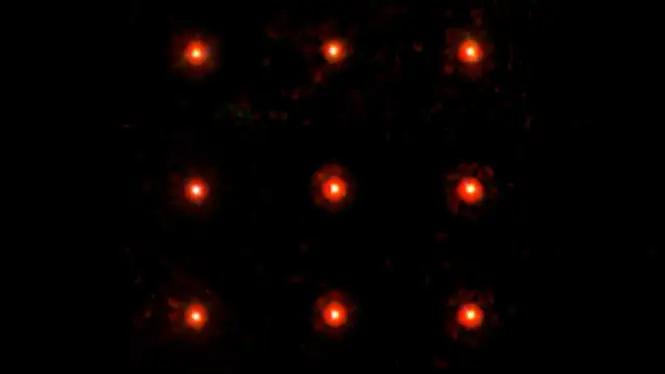 “小红点”不是外星霓虹灯！中国团队一把掀开宇宙最神秘面纱，网友：原来它一直在给我