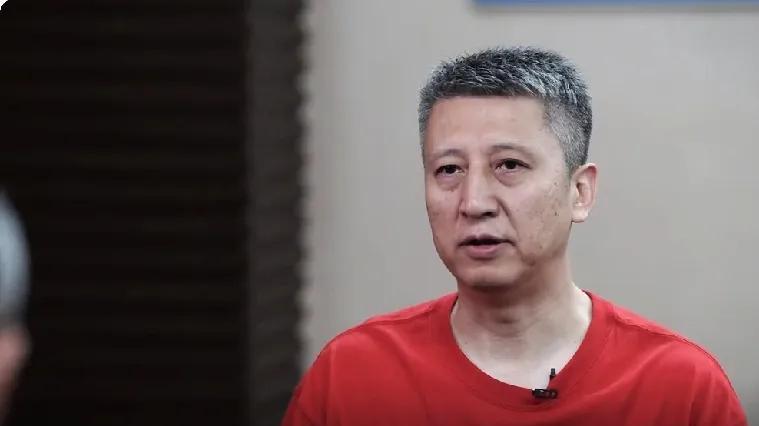 亚洲杯出征前郭士强接受央视采访时表示：“中国男篮上一个周期出现的问题深深记在我的