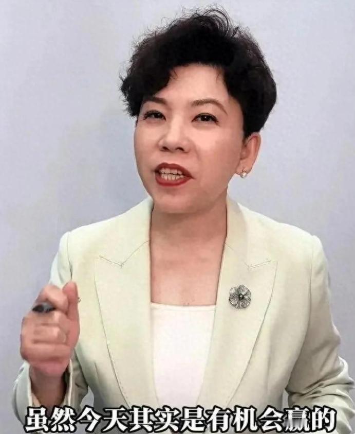 陈熠本来是能赢朱雨玲的，邓亚萍一针见血说出了核心美国大满贯女单决赛，陈熠前