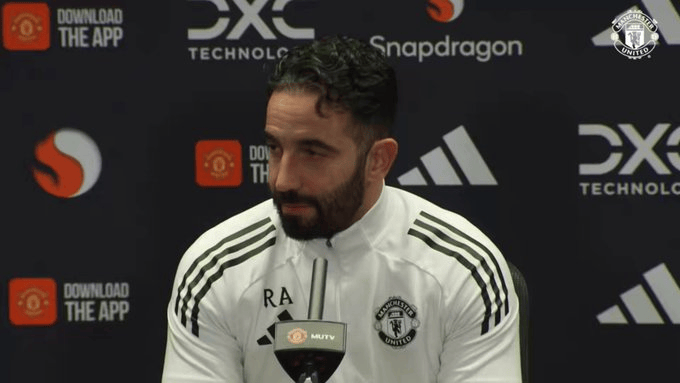 阿莫林: 梅努没上场的唯一原因, 是他和B费竞争的是同个位置