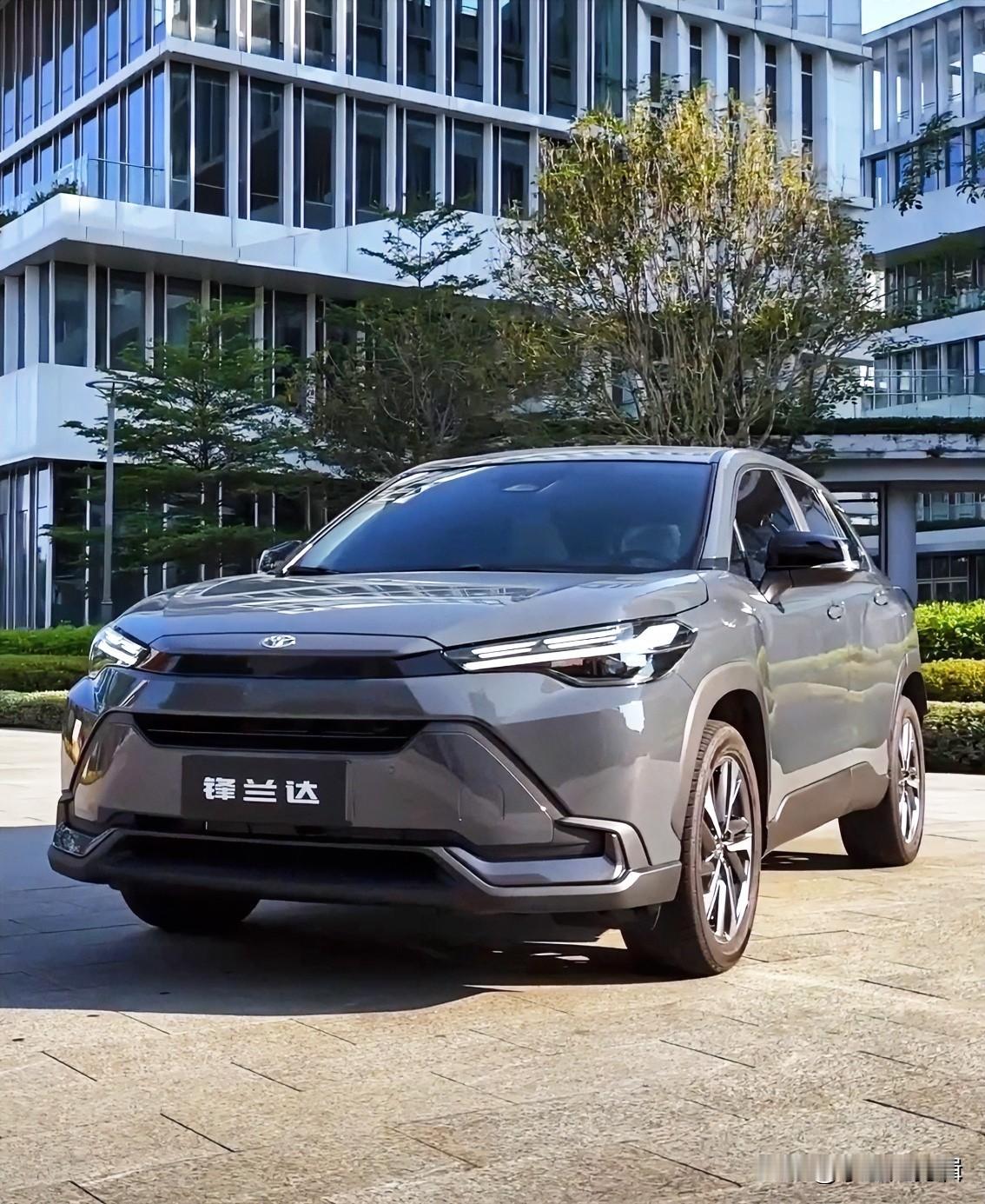 首先价格真的香，终端优惠后10万+起就能拿下，作为丰田的合资SUV，这个价位真的