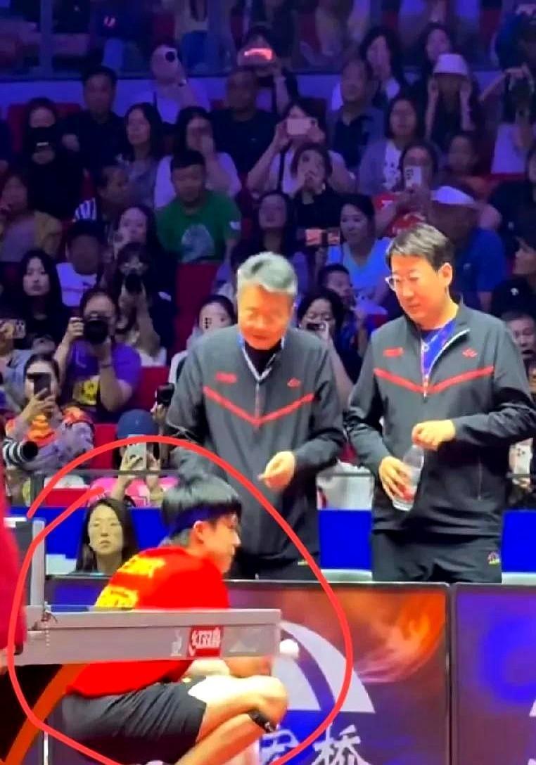 终于知道莎莎没什么第一阶段不上因为真的会吃不消今天的比赛大头都打得蹲在地
