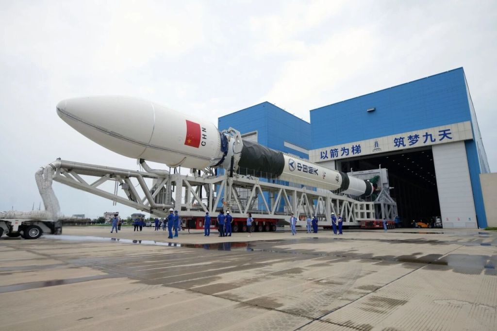 长征十二号火箭成功发射卫星互联网低轨25组卫星