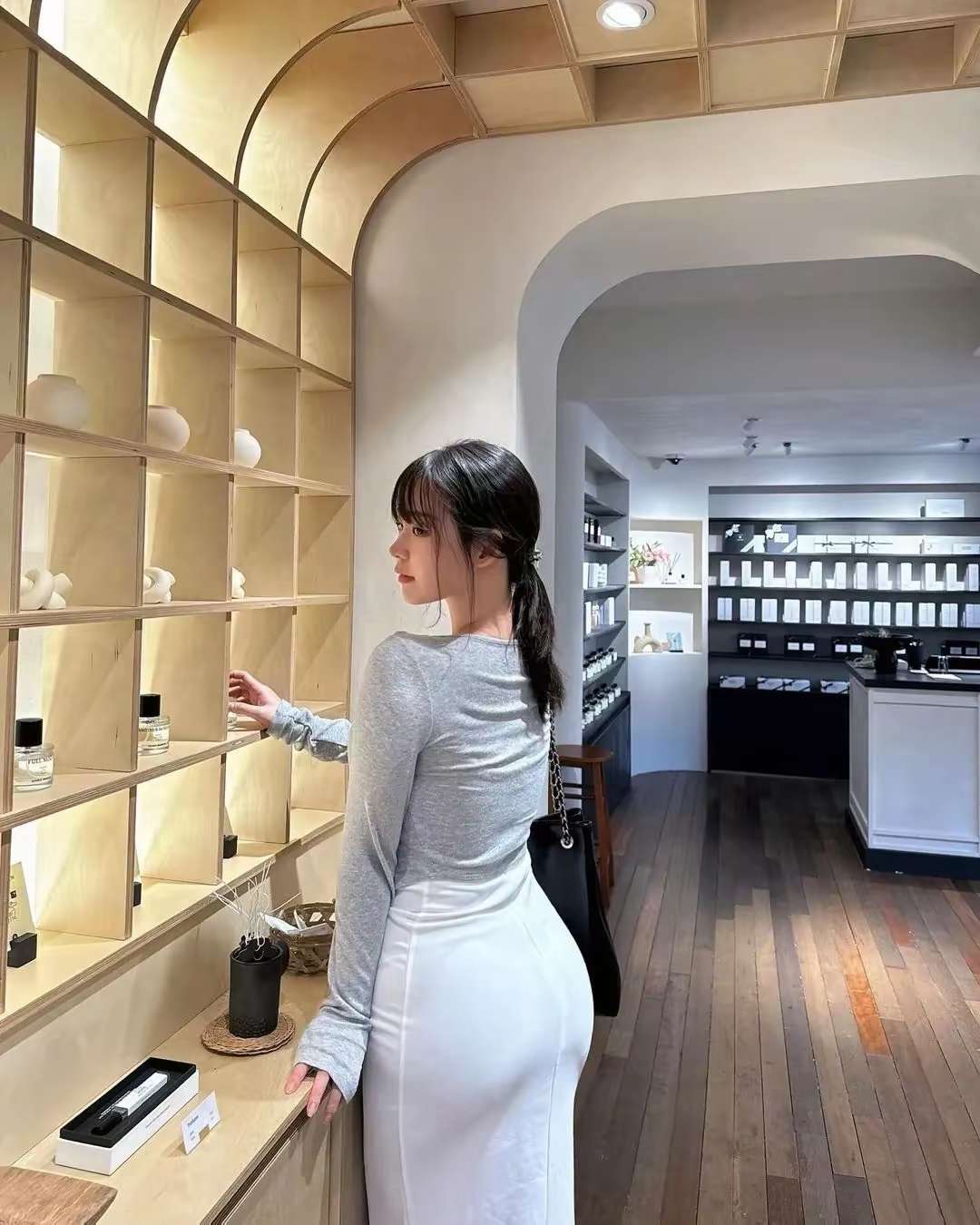 网恋了半年的女朋友，今天终于见面了，就是不知道下一步该干嘛呢