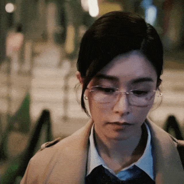 文咏珊新剧完全是主人级别港女之光文咏珊！《不眠日》里又A又飒，每一步都走出女王