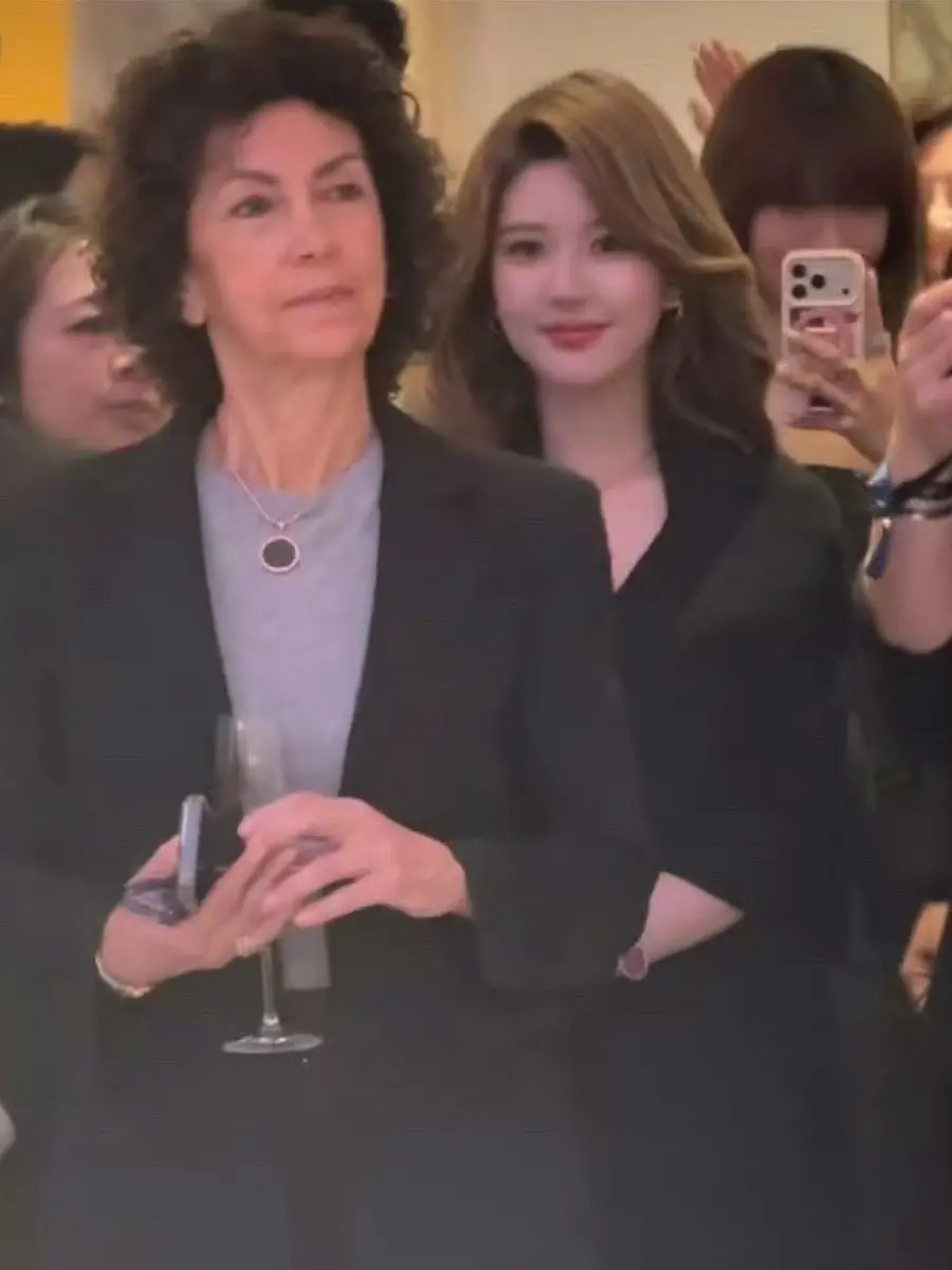 🥩宝格丽生图来看看状态