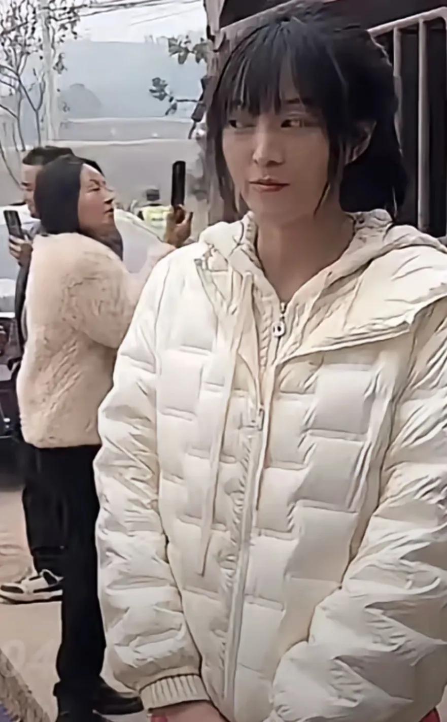 合川文旅这波流量彻底接住了，节目一个一个层出不穷的，今天还要继续，可是呆呆彻底呆