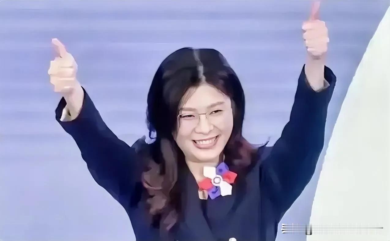太炸场！5月3日国民党主席郑丽文与柯文哲、洪秀柱同台，本以为是常规活动发言