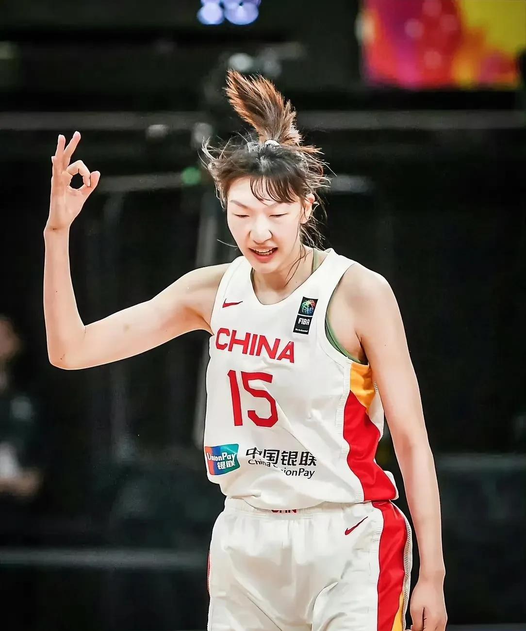 突然发现这样对韩旭好像真的一点也不公平啊！有很多球迷曾说韩旭去四川女篮打