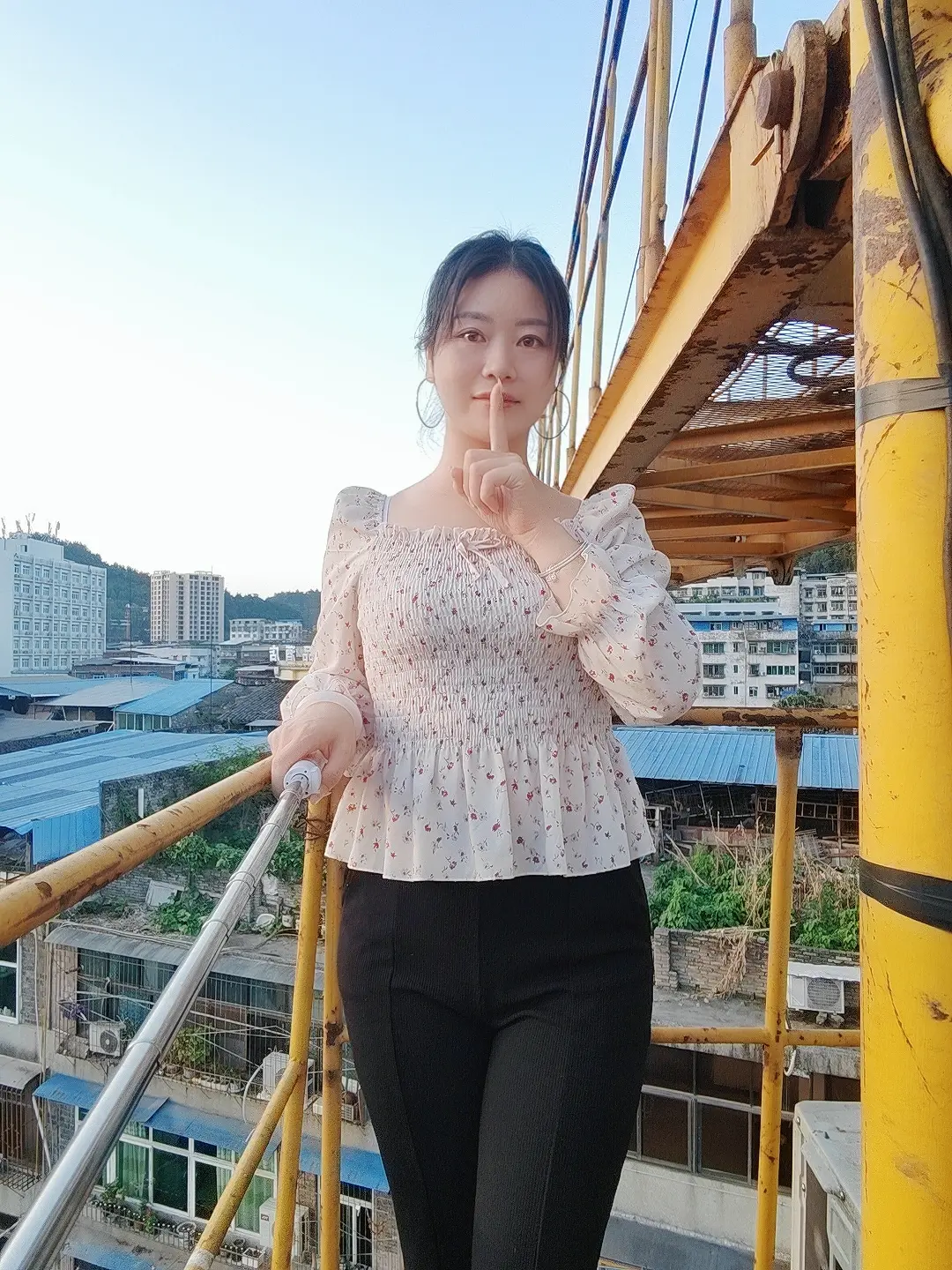 你们知道孙悟空五百年是怎么过来的，你们绝对不知道我这三十多年是怎么过来的