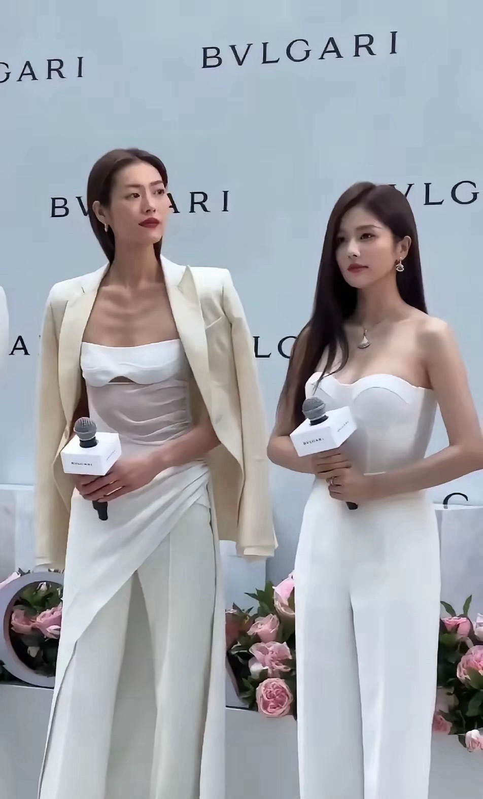 事实证明，没有对比就没有伤害。果然女生不能太瘦，还是有点肉肉的，才好看，实话实说