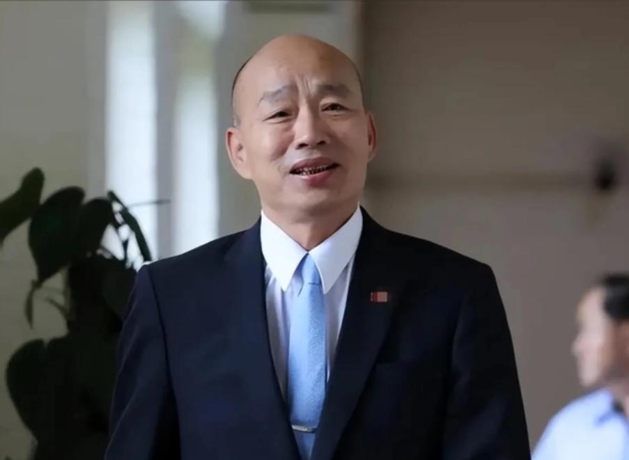 韩国瑜正式宣布：6月15日，台湾地区立法机构负责人韩国瑜正式宣布：将于星期天