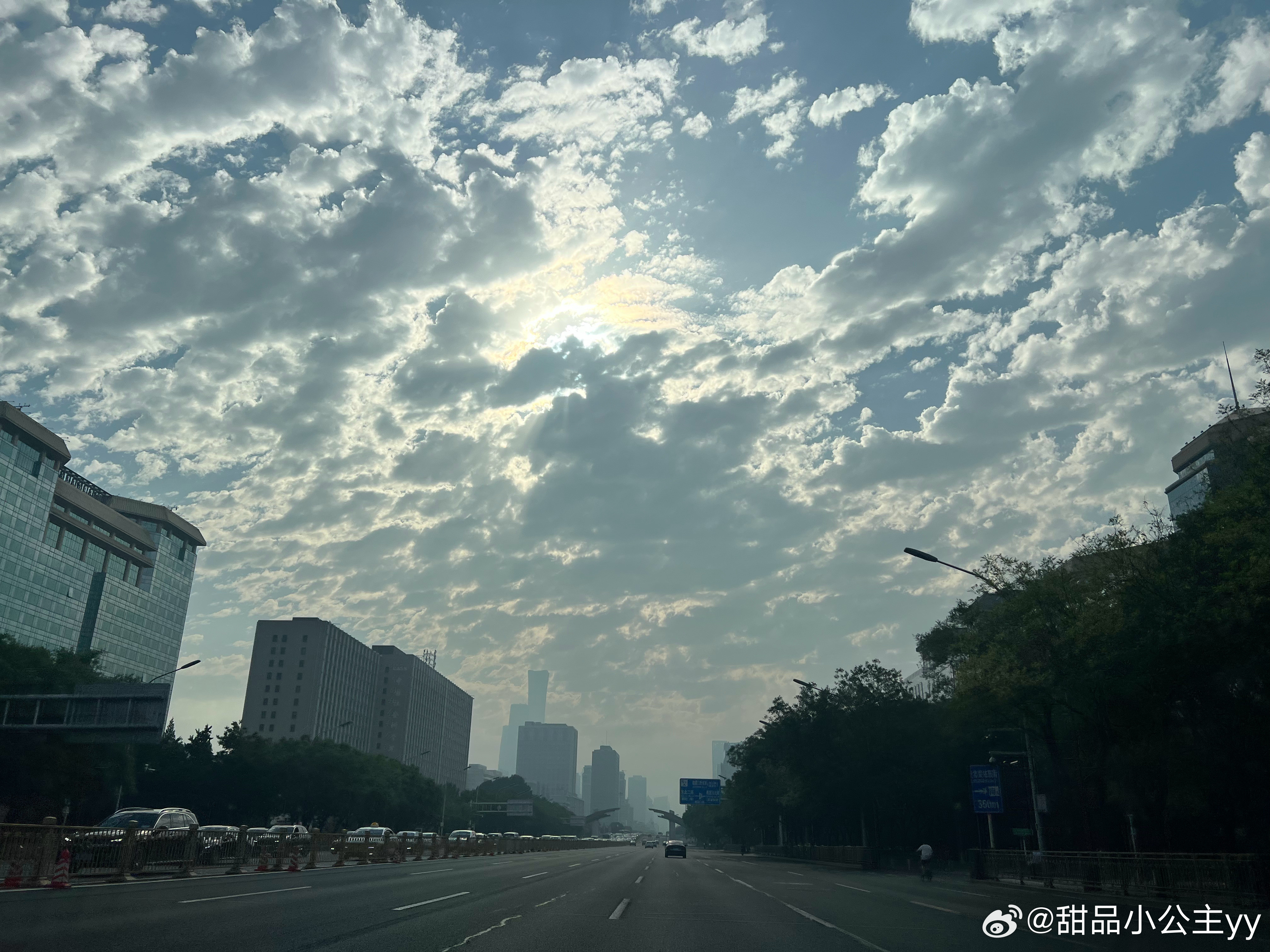 阴天。早跑完早收工～今天也是美美哒♥️